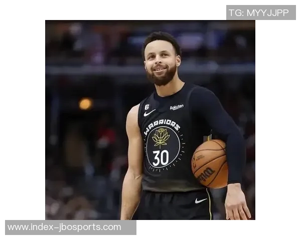 库里分享球队挫败感与积极心态称更衣室氛围良好连胜提升士气