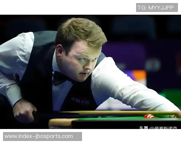 墨菲稳定发挥全场14投8中贡献20分10篮板2助攻助力球队胜利