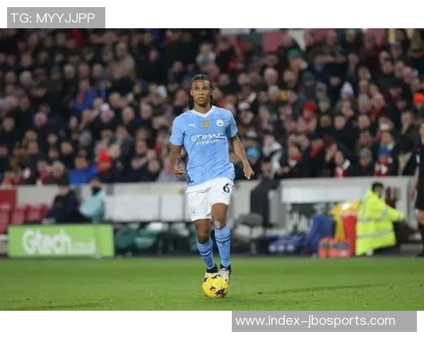 曼晚报道鲍勃冬窗或转会多特阿克或因世界杯离开曼城