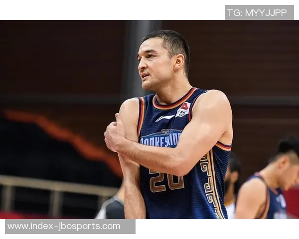 奥孔武独揽26分难救球队失利表现出色但无力回天